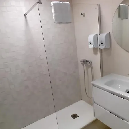 Apartamento Amplio Piso Con Vistas En La Entrada Del Camino C4 Santiago de Compostela